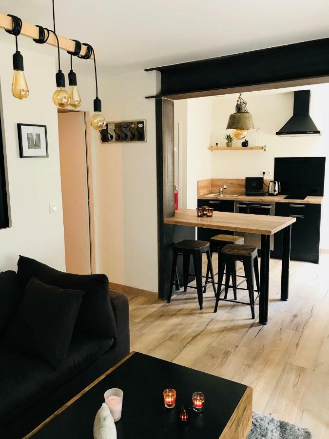 Appart Loft Hammam Privatif Apartment Nimes Exterior photo